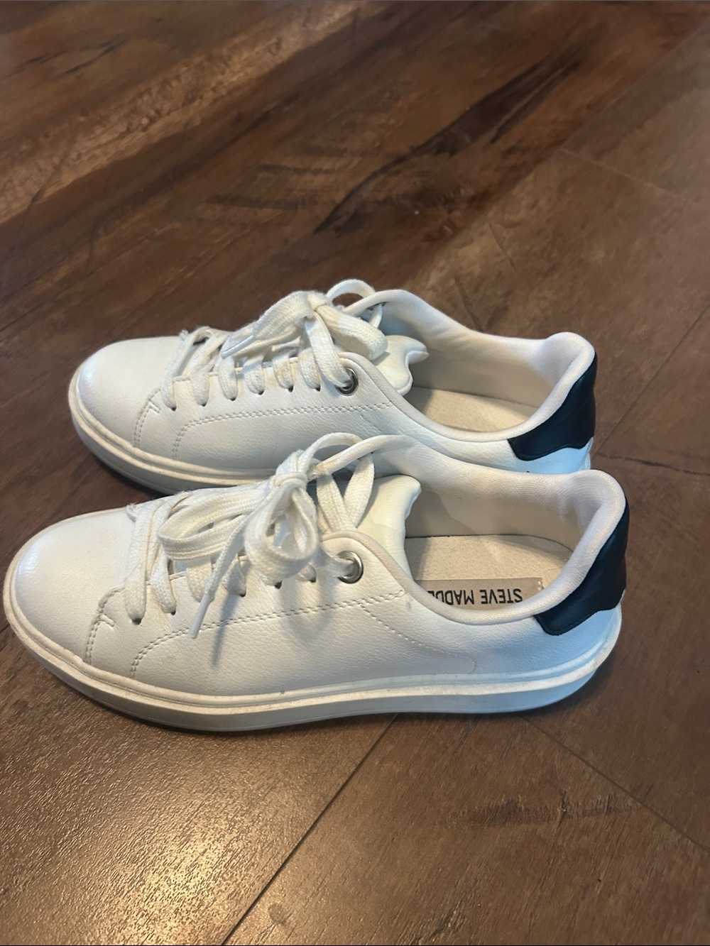Steve Madden White Low-Top Sneakers with Black Heel Tab